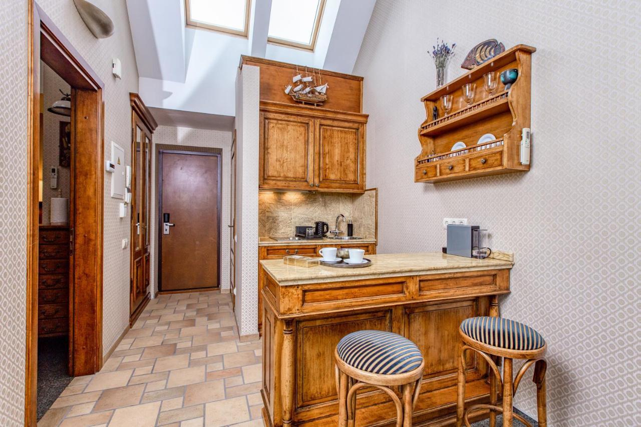 White Lily Apartment Klaipeda Bagian luar foto
