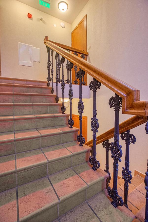 White Lily Apartment Klaipeda Bagian luar foto